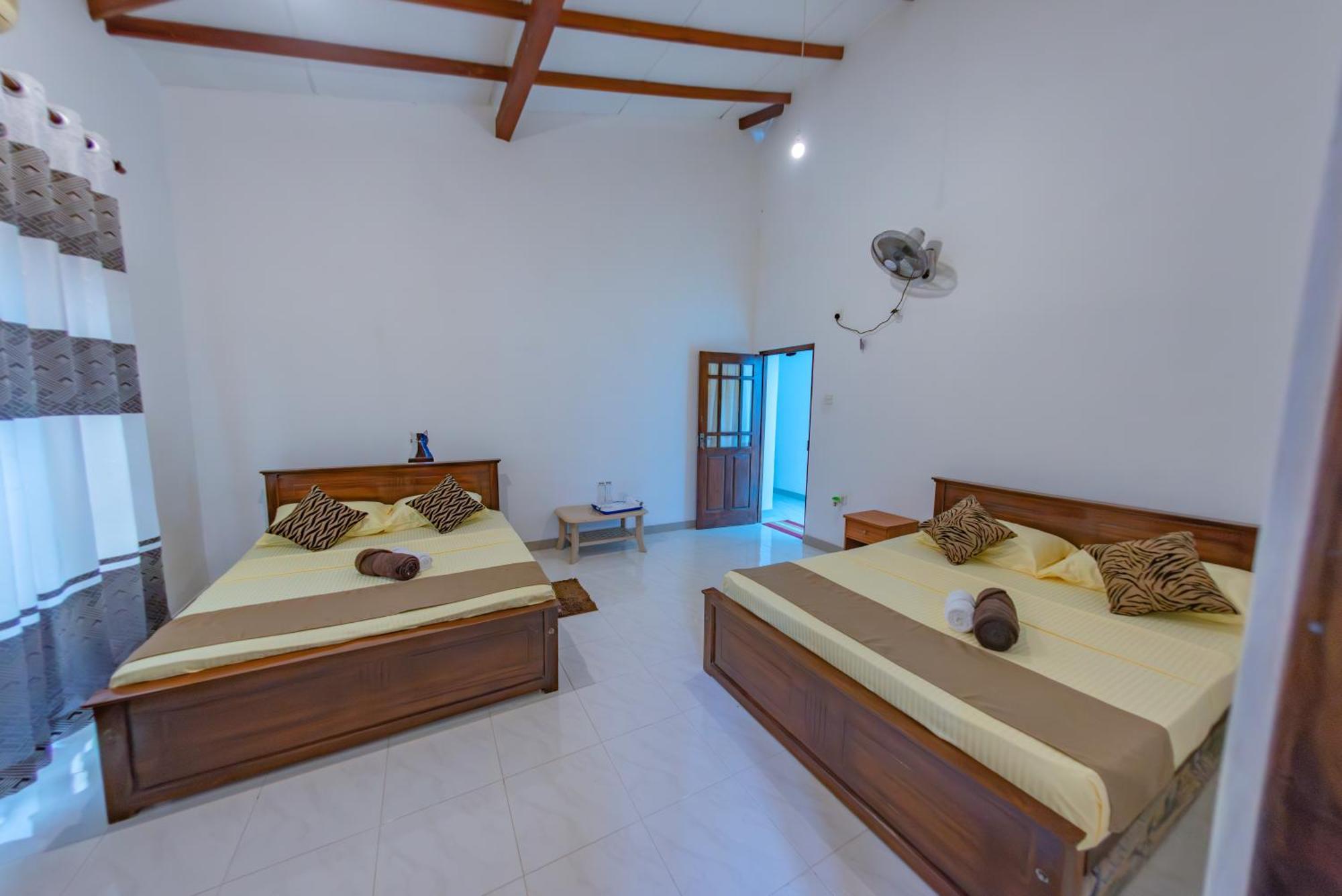 Ciel Grand Villa Канди Екстериор снимка