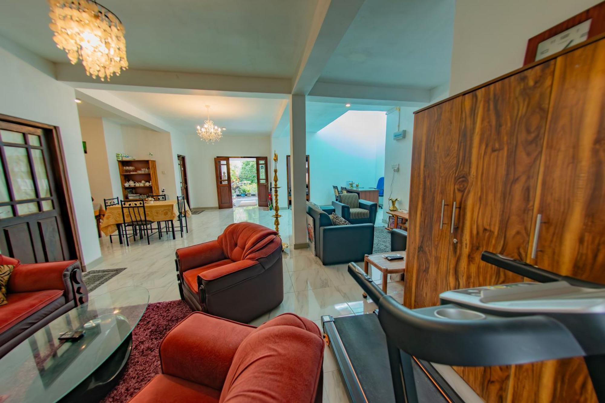 Ciel Grand Villa Канди Екстериор снимка